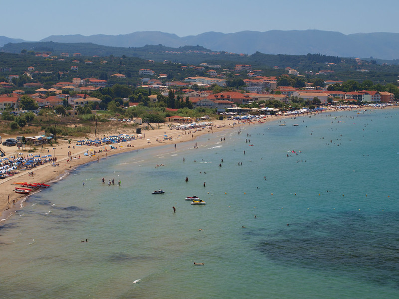 Tsilivi op Zakynthos heeft een mooi breed zandstrand, beachbars, taverna's, goede accommodaties en watersportmogelijkheden. 
