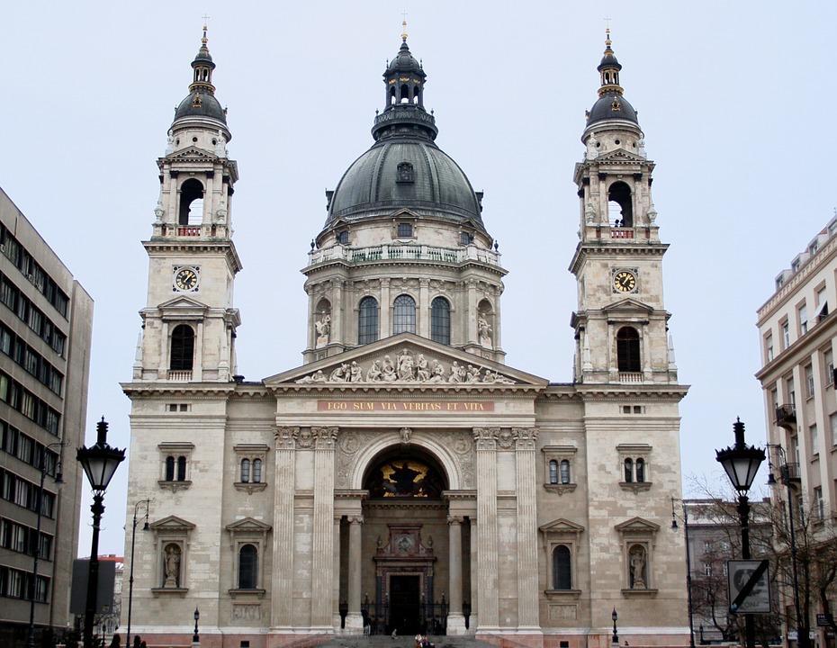 De Sint Stefanukbasiliek in Boedapest