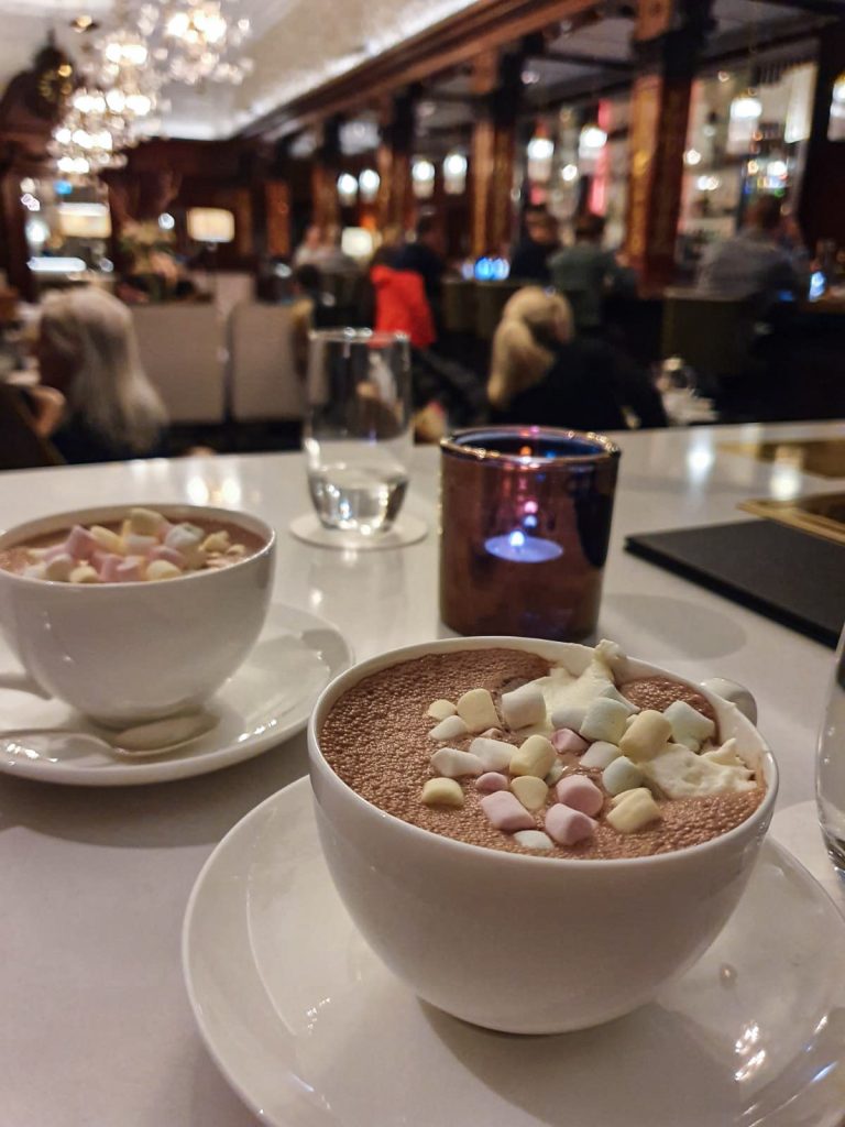 Chocolademelk bij Grand Hôtel Stockholm