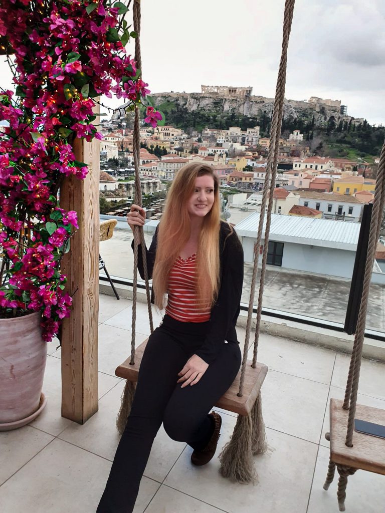 Bezoek een rooftopbar in Athene