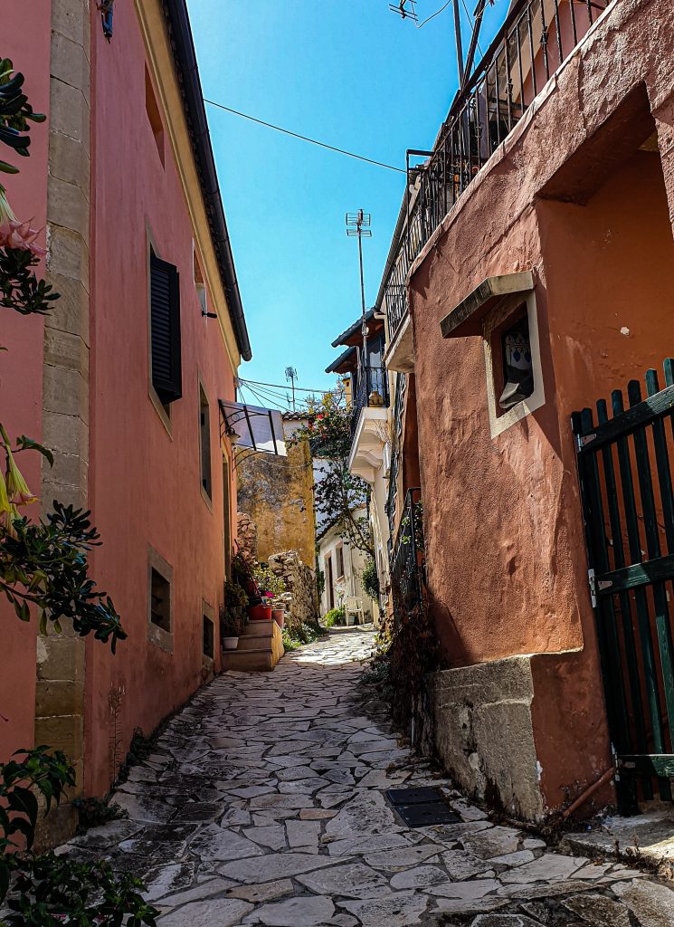Het dorp Sinarades op Corfu