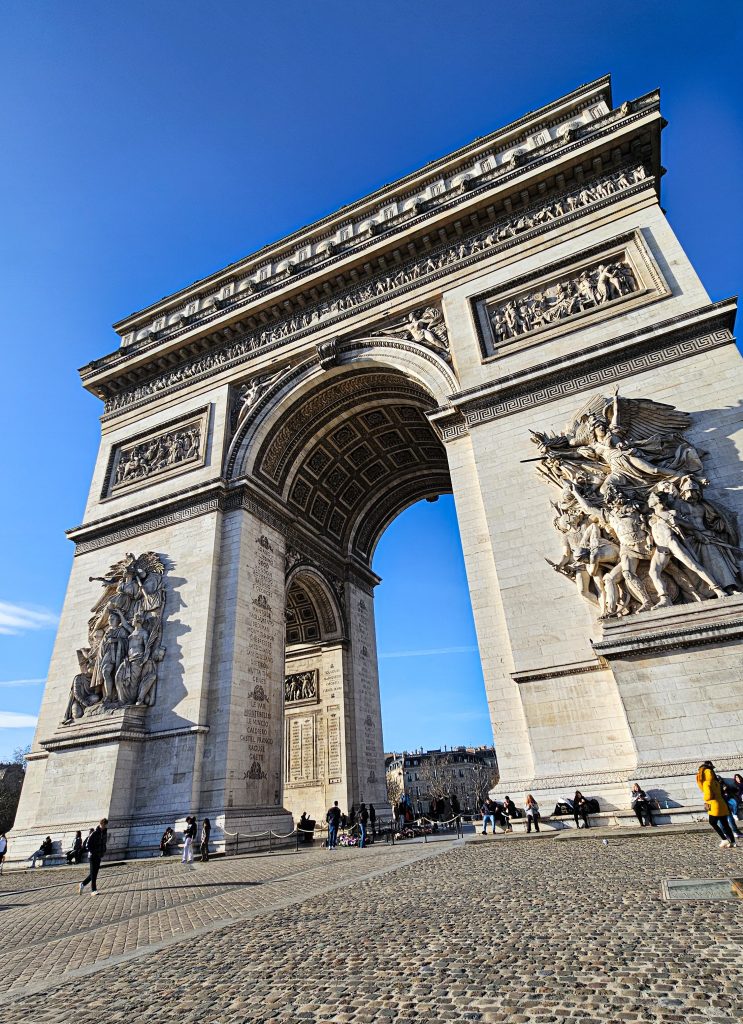 Bezoek de indrukwekkende Arc de Triomphe in Parijs