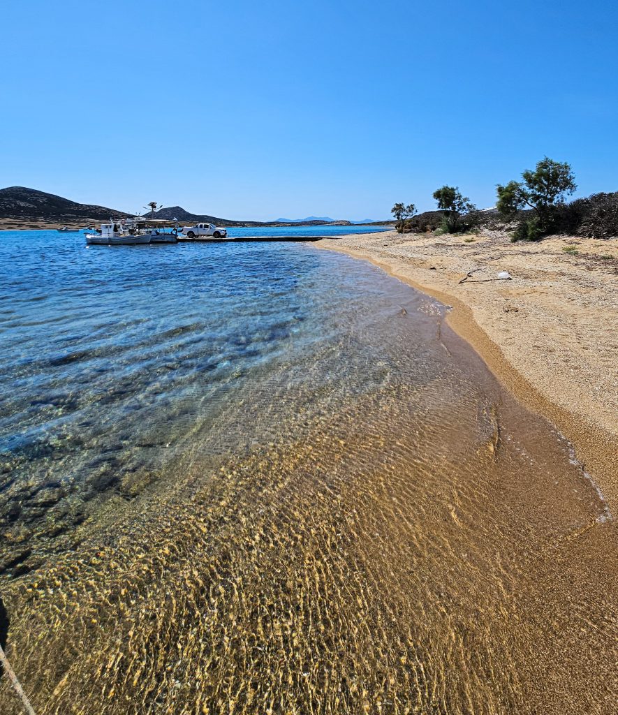 Tip voor Paros: Ga naar Anti-Paros